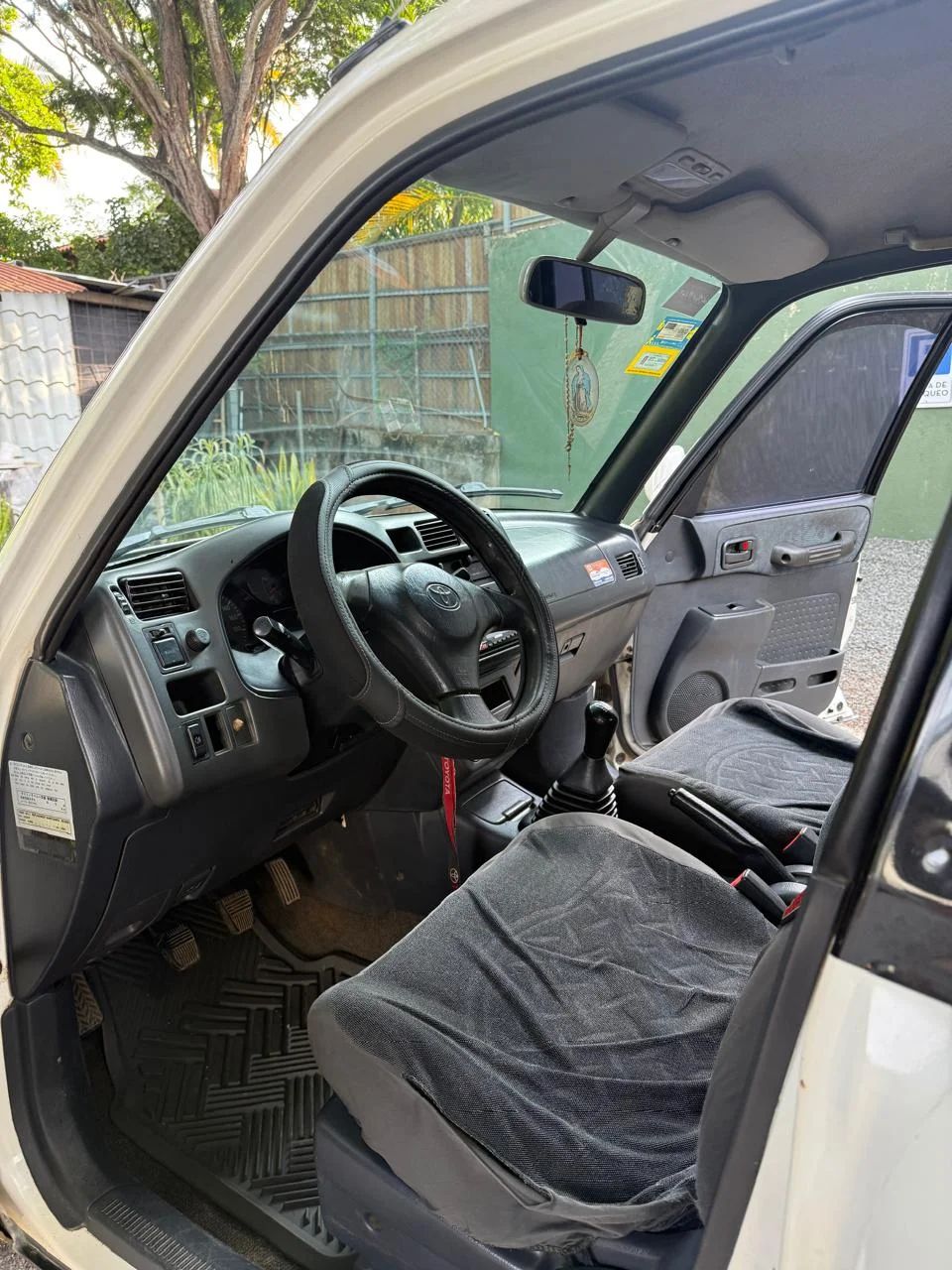 Toyota RAV4 - Image 4