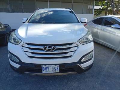 Hyundai Santa Fe - Image 1