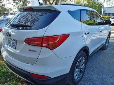 Hyundai Santa Fe - Image 2