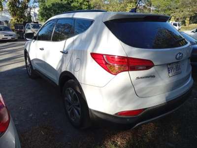 Hyundai Santa Fe - Image 4