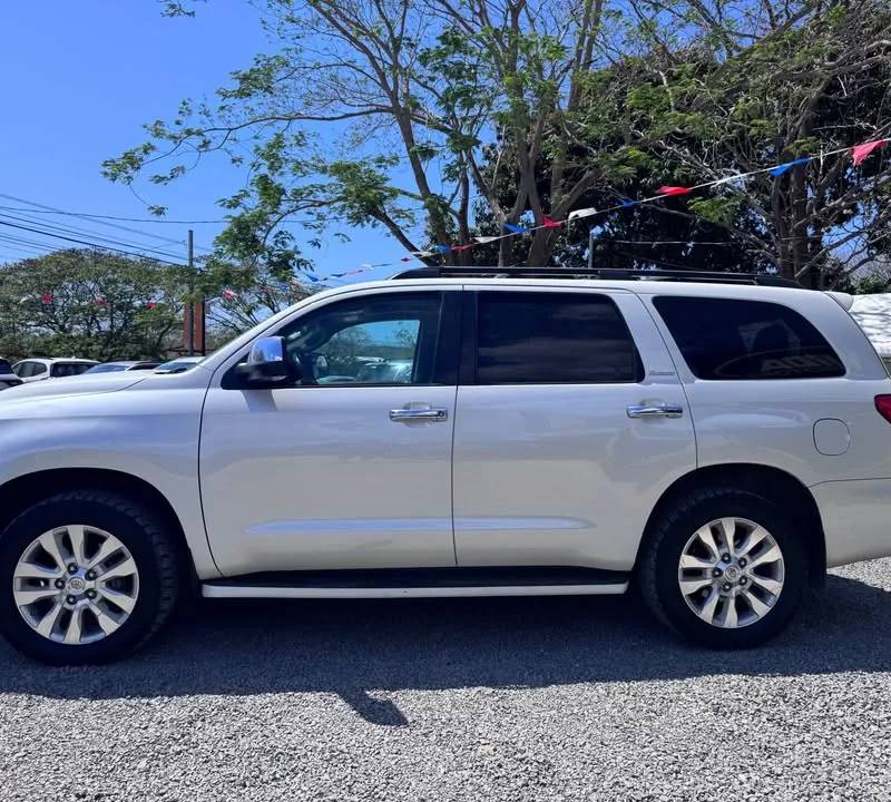 2012 Toyota Sequoia