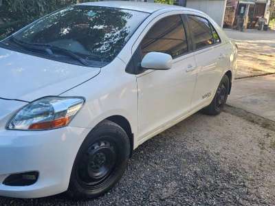 Toyota Yaris - Image 1