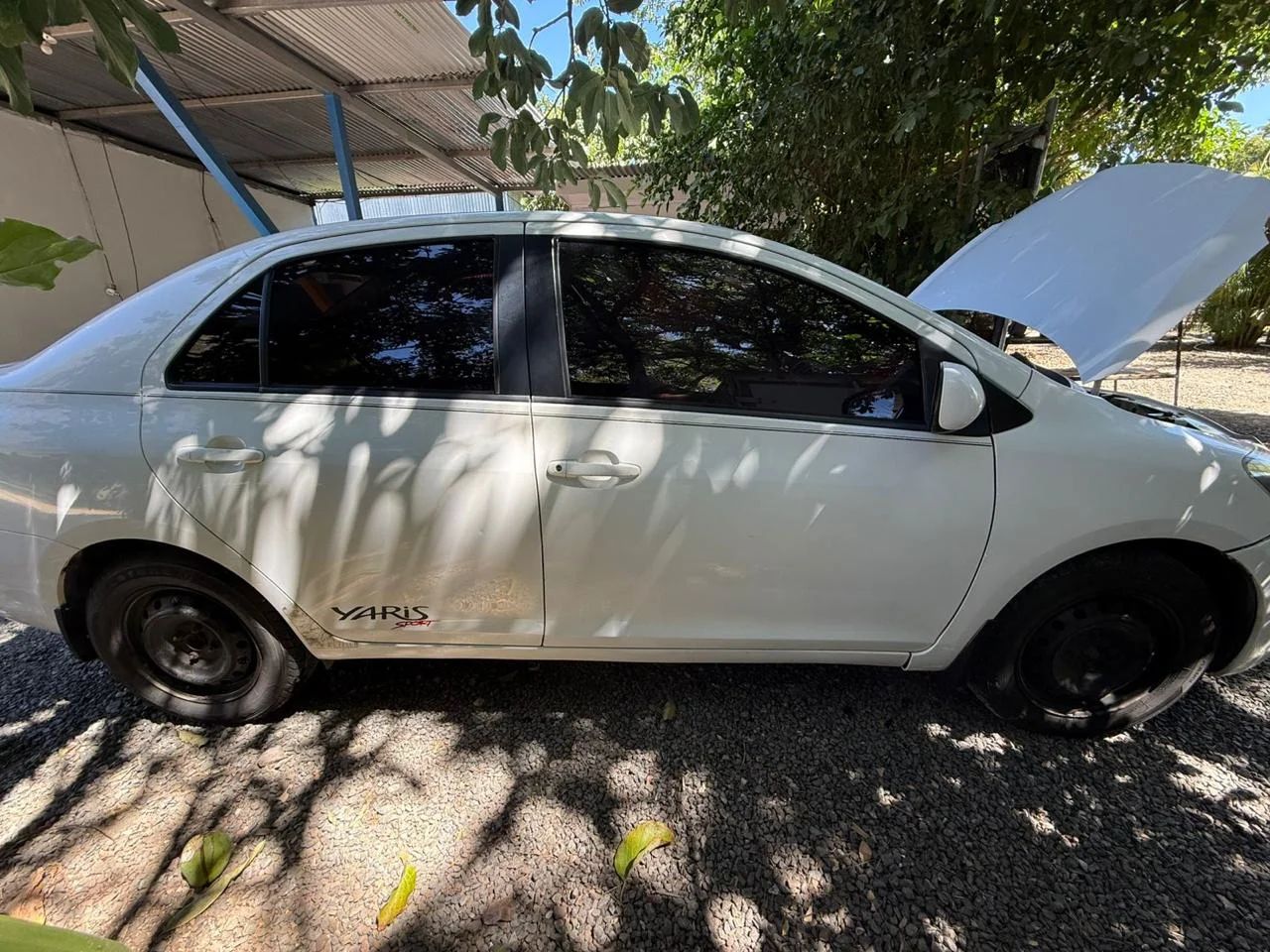 Toyota Yaris - Image 6