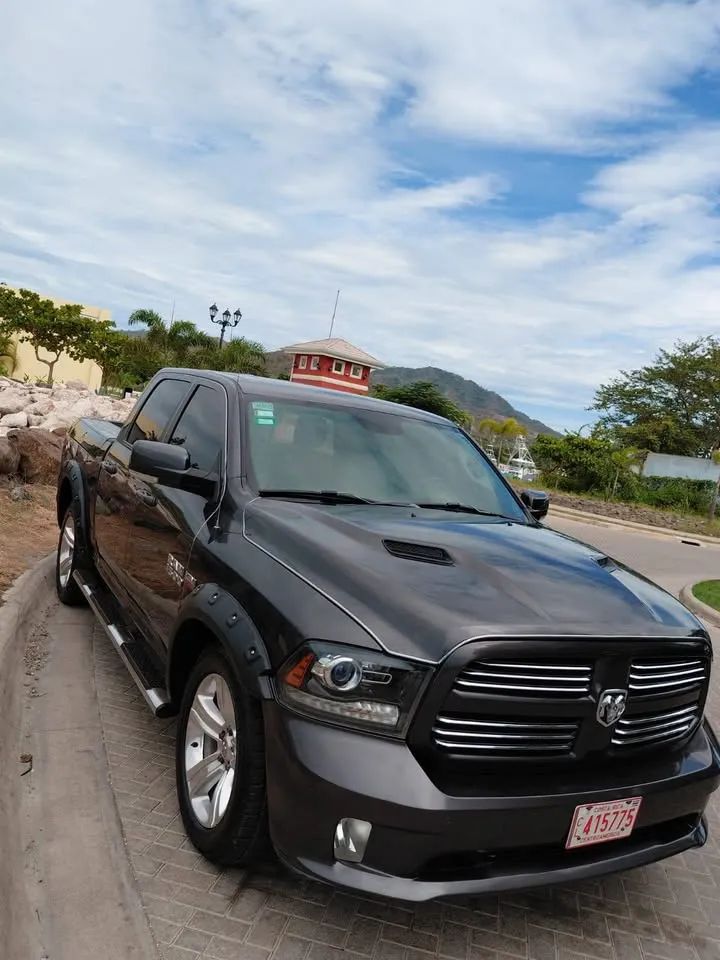 Dodge Ram 1500 - Image 2