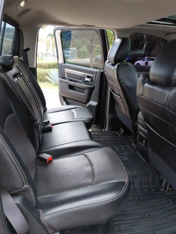 Dodge Ram 1500 - Image 10