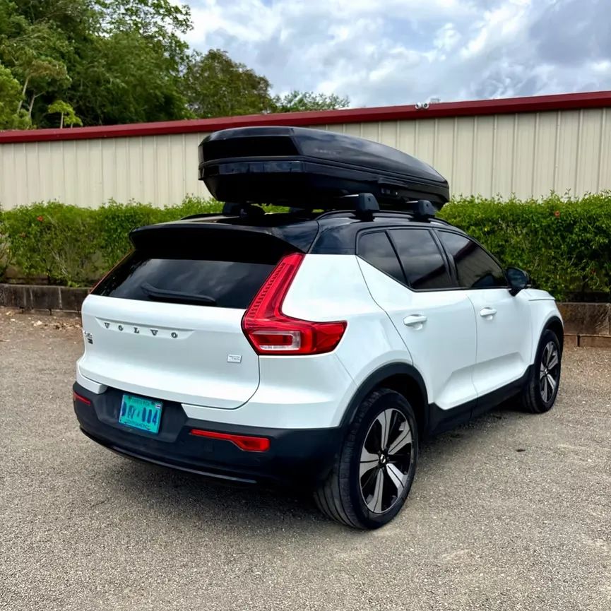 Volvo XC40 P8 Recharge - Image 4