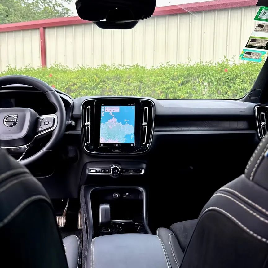 Volvo XC40 P8 Recharge - Image 7