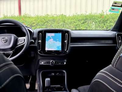 Volvo XC40 P8 Recharge - Image 7