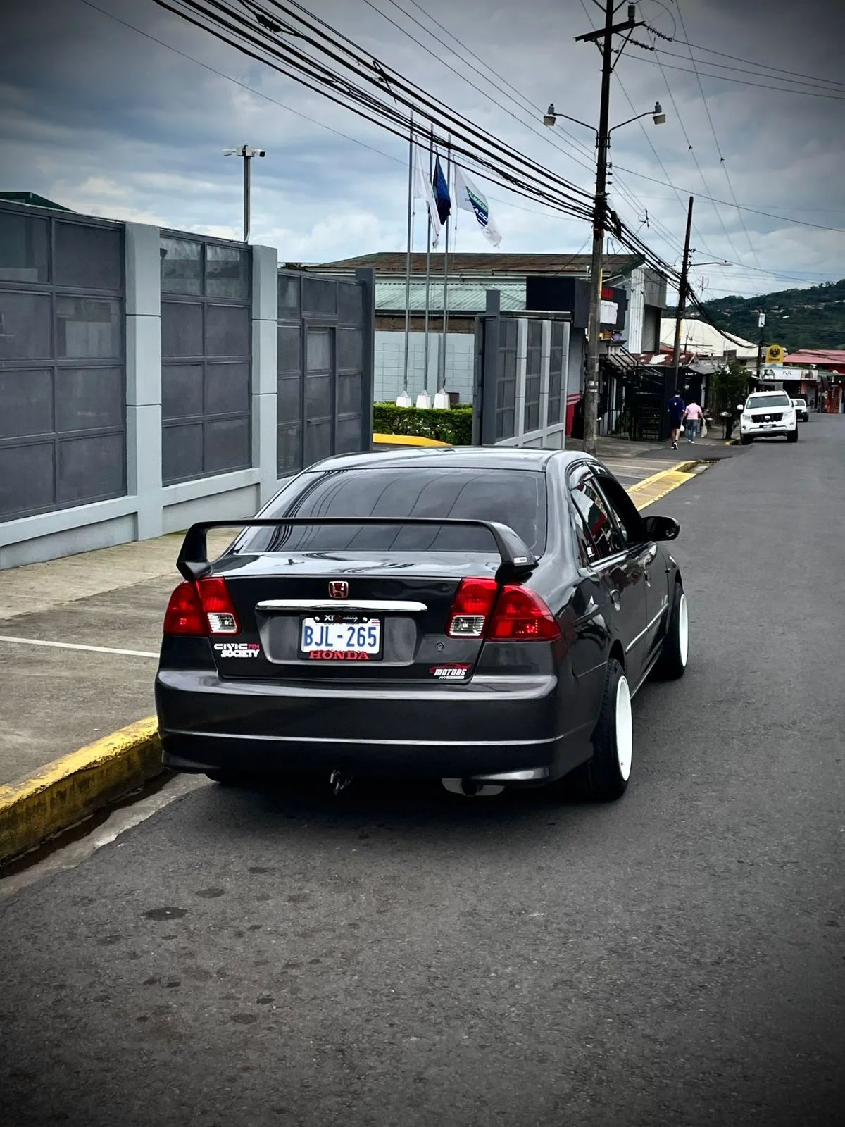 Honda Civic - Image 1