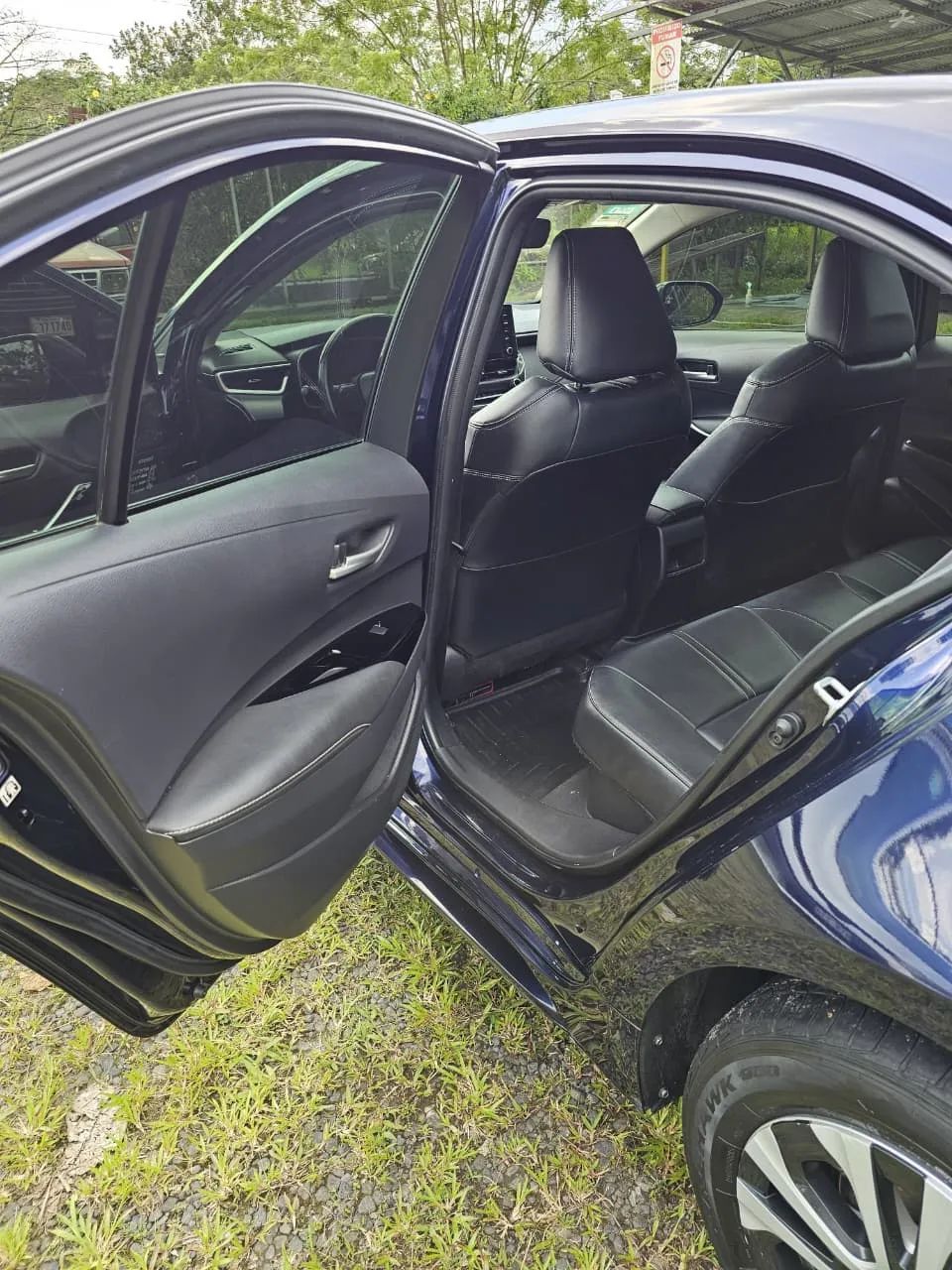 Toyota Corolla - Image 12