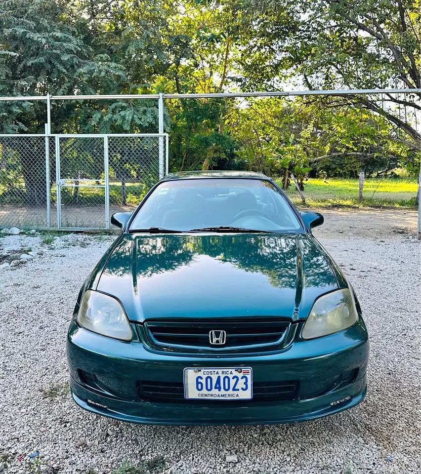 Honda Civic - Image 1