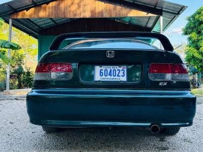 Honda Civic - Image 4