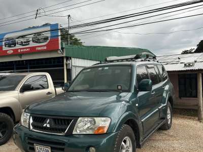 Mitsubishi Montero - Image 1