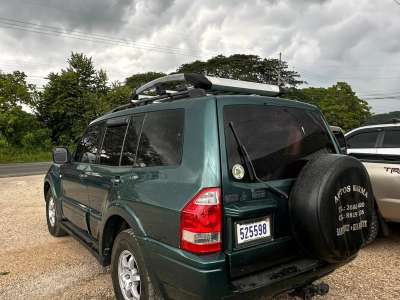 Mitsubishi Montero - Image 4