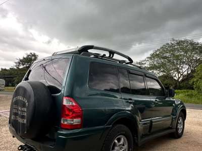 Mitsubishi Montero - Image 5