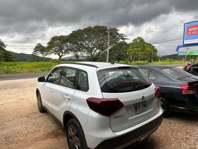 Suzuki Vitara - Image 2