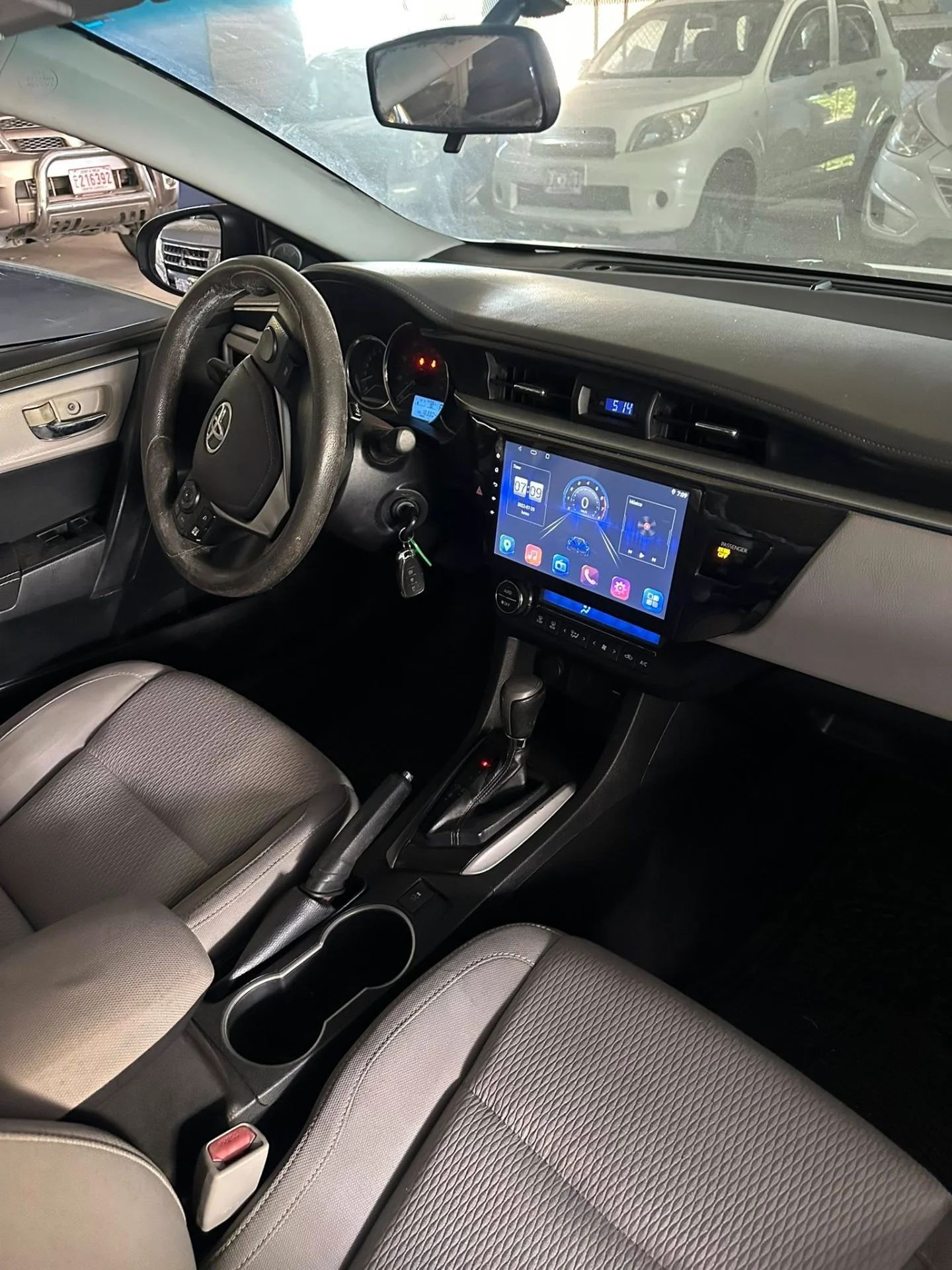 Toyota Corolla - Image 2