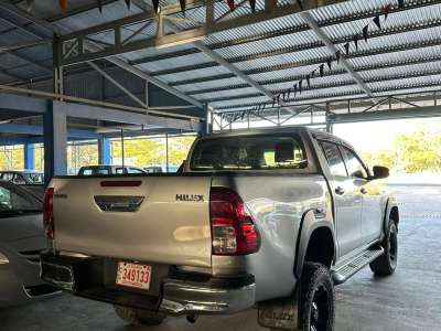 Toyota Hilux - Image 2