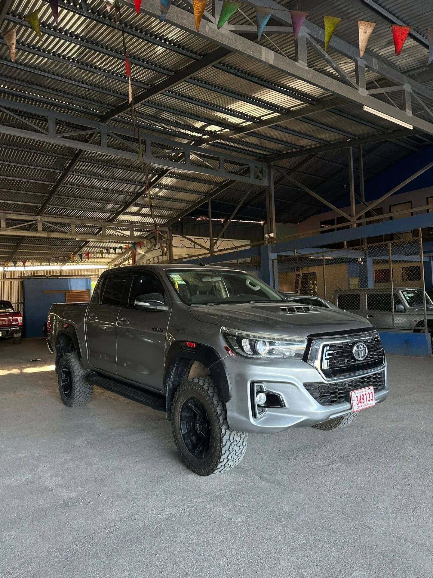 Toyota Hilux - Image 3