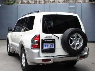 Mitsubishi Montero - Image 4