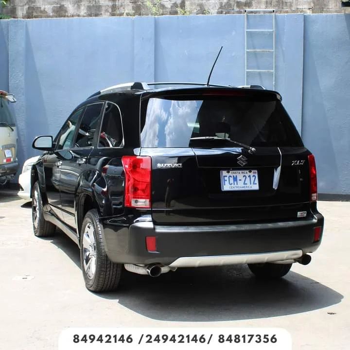 Suzuki XL7 - Image 3