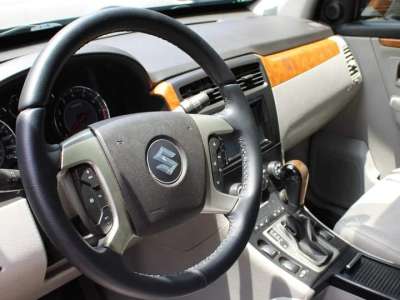 Suzuki XL7 - Image 4