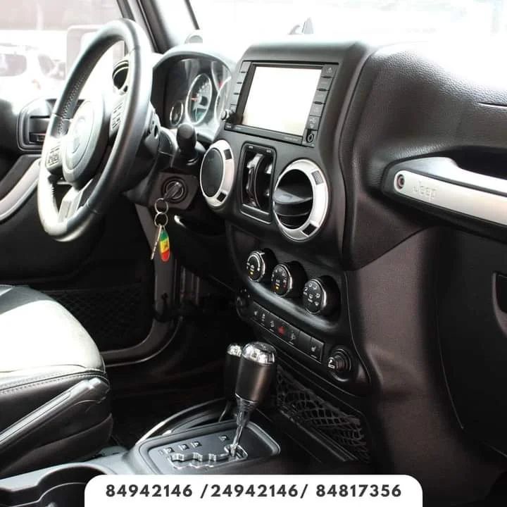 Jeep Wrangler Sahara Unlimited - Image 5