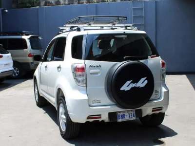 Toyota Rush - Image 6