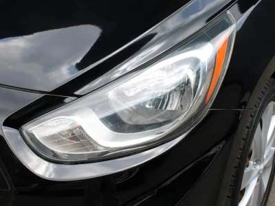 Hyundai Accent - Image 8