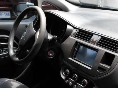 Kia Rio - Image 2