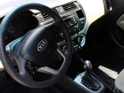 KIA Rio - Image 8