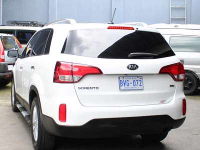 Kia Sorento - Image 5