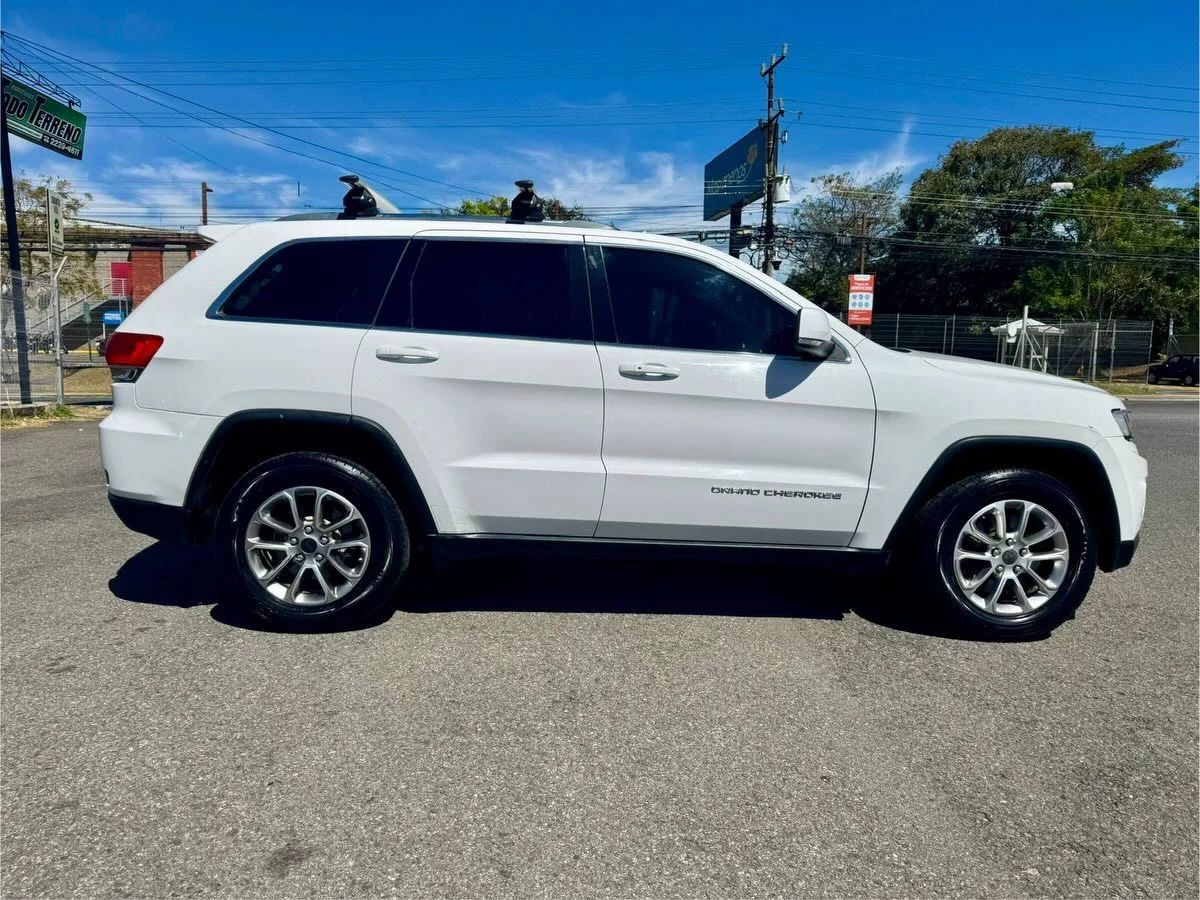 Jeep Grand Cherokee Laredo - Image 5