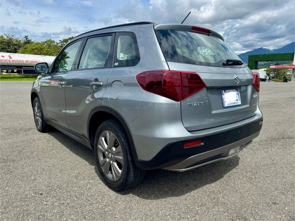 Suzuki Vitara GL Plus Z - Image 5