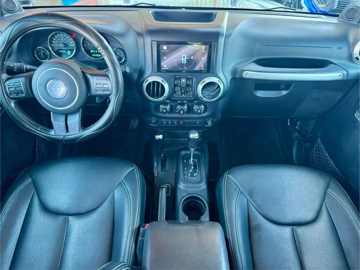 Jeep Wrangler Sahara - Image 2