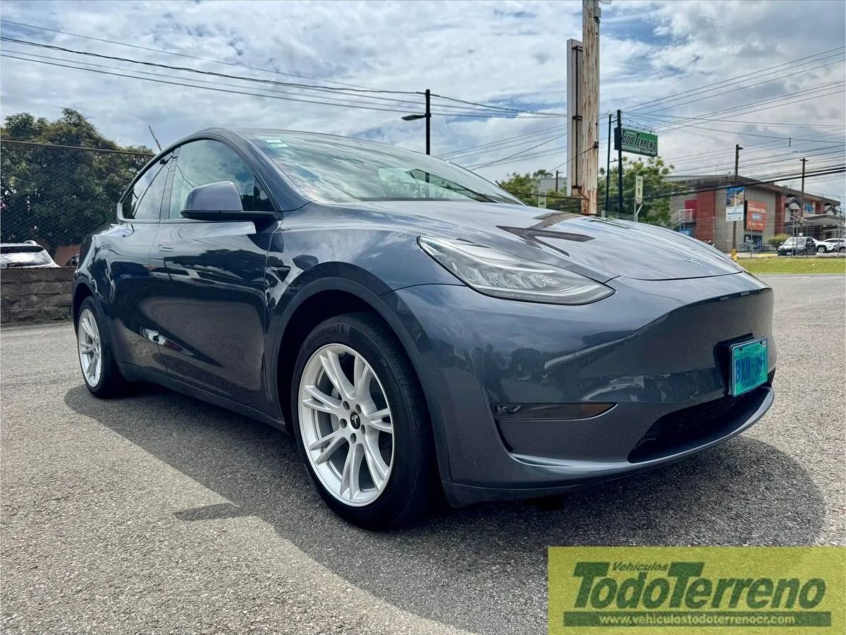 Tesla Model Y - Image 1