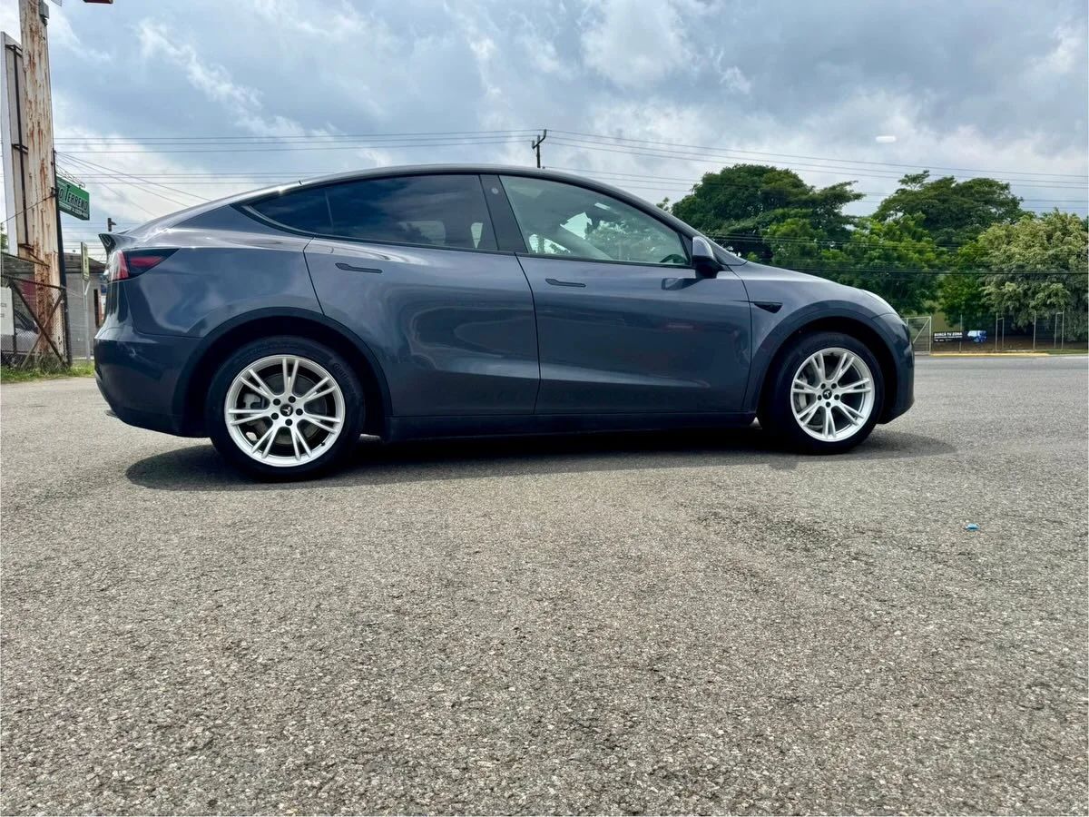 Tesla Model Y - Image 4