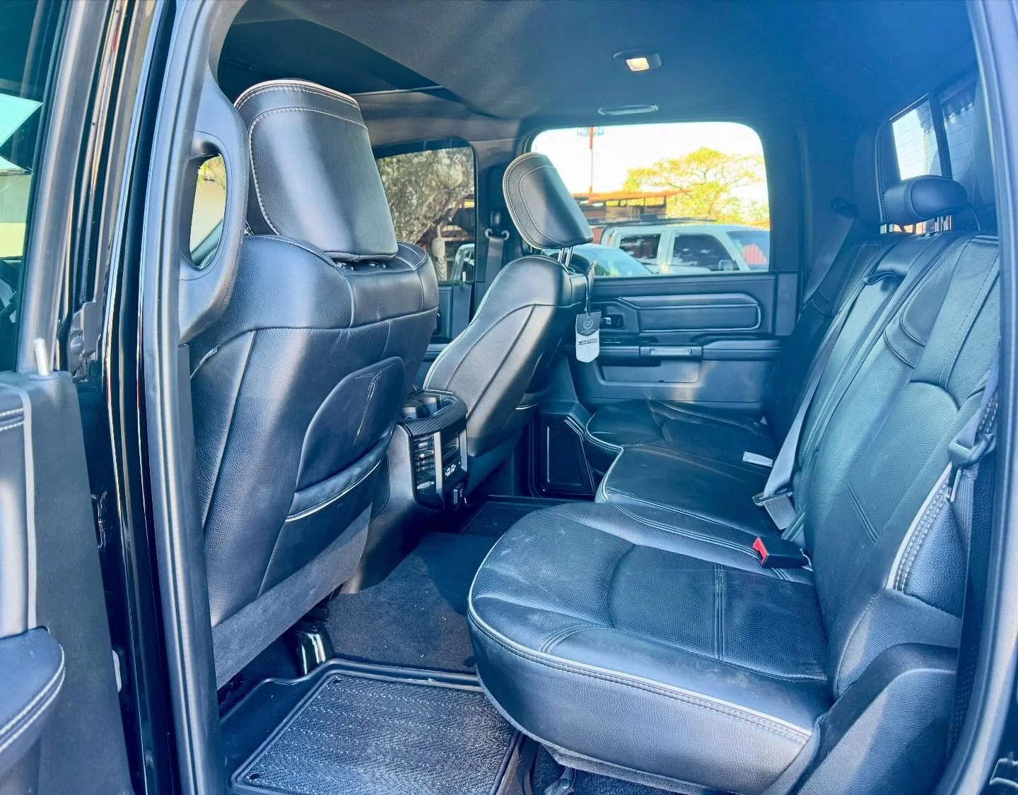 RAM 3500 LIMITED - Image 3
