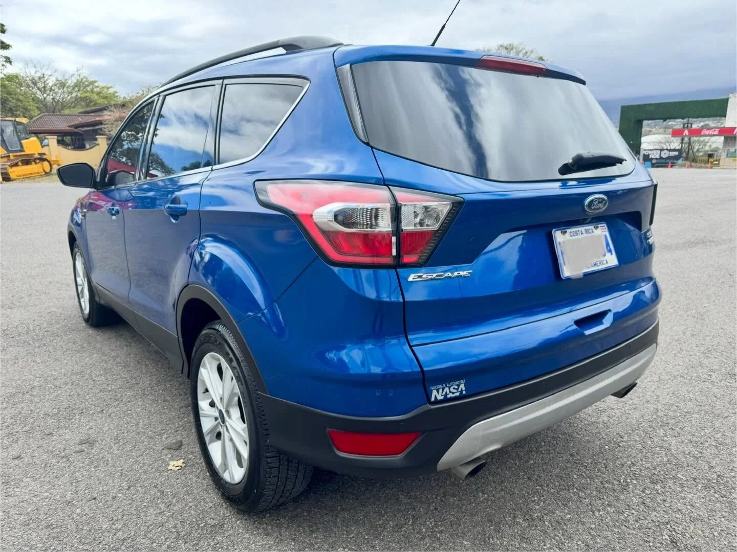 Ford Escape - Image 5