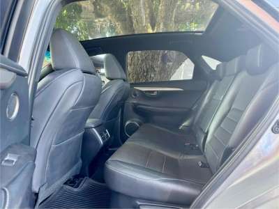 Lexus NX300H - Image 3