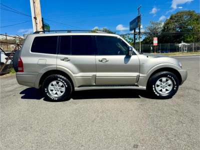 Mitsubishi Montero GLS - Image 3