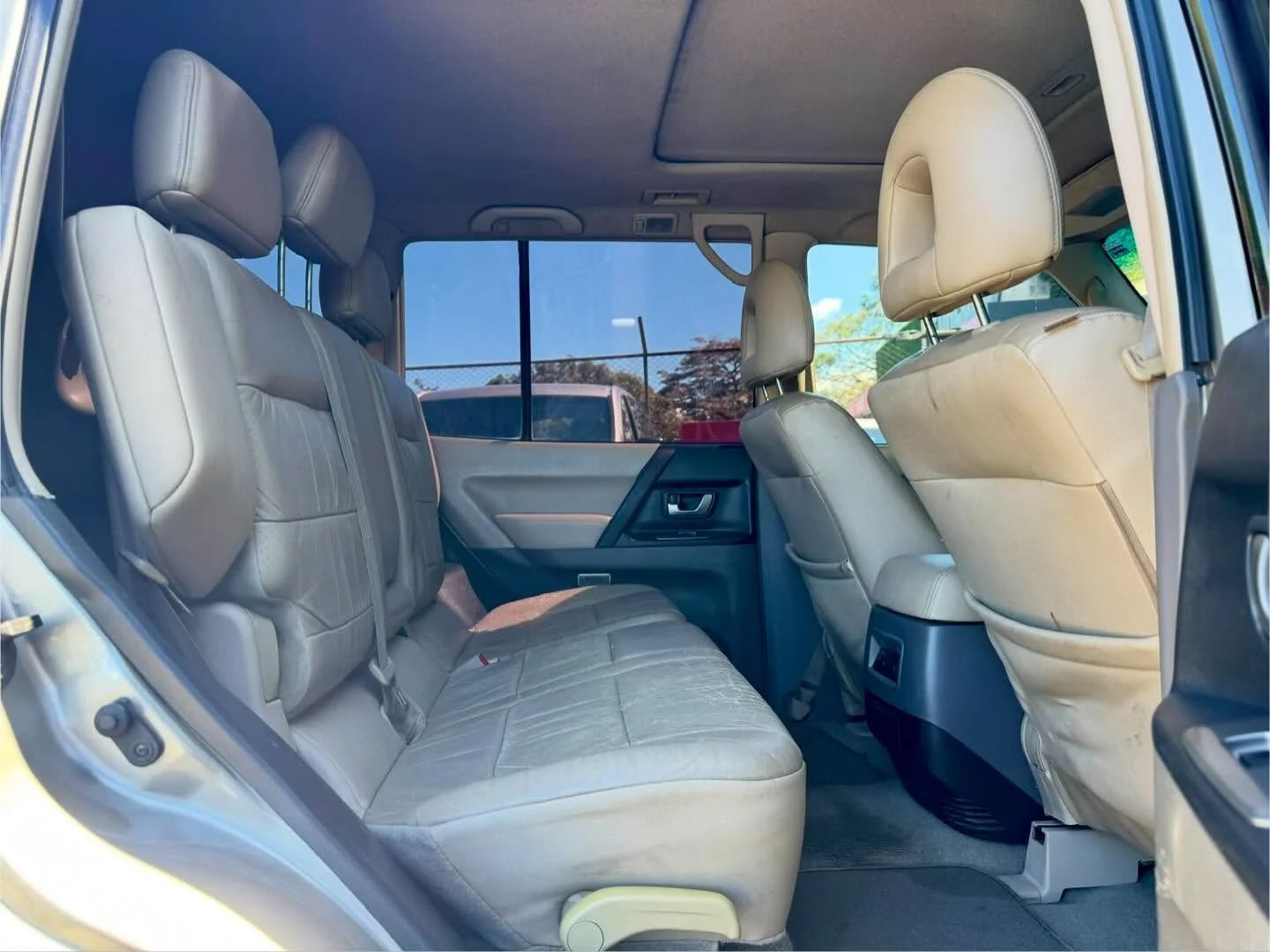 Mitsubishi Montero GLS - Image 4