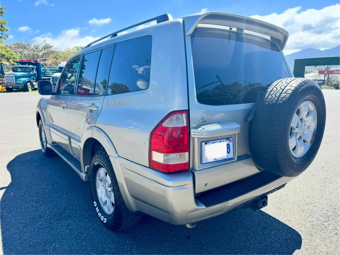 Mitsubishi Montero GLS - Image 5