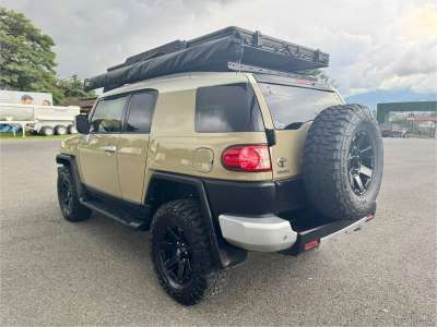 Toyota FJ Cruiser - Image 3