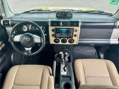 Toyota FJ Cruiser - Image 4