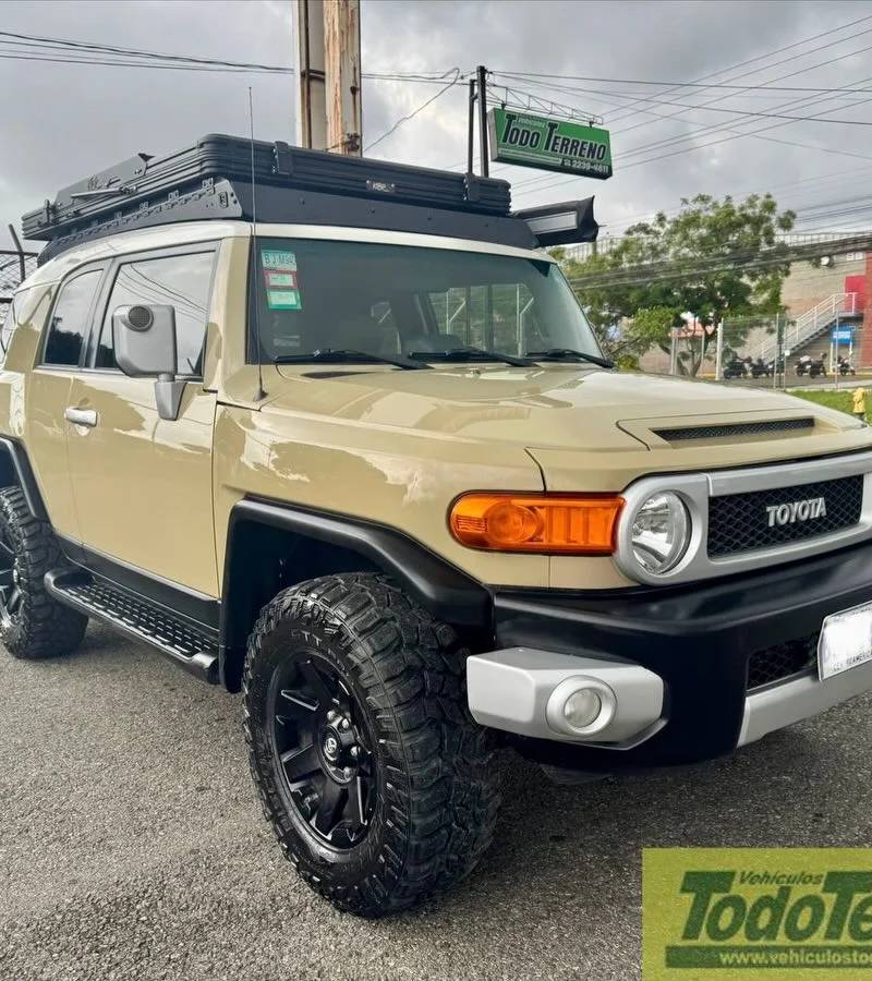2016 Toyota FJ Cruiser