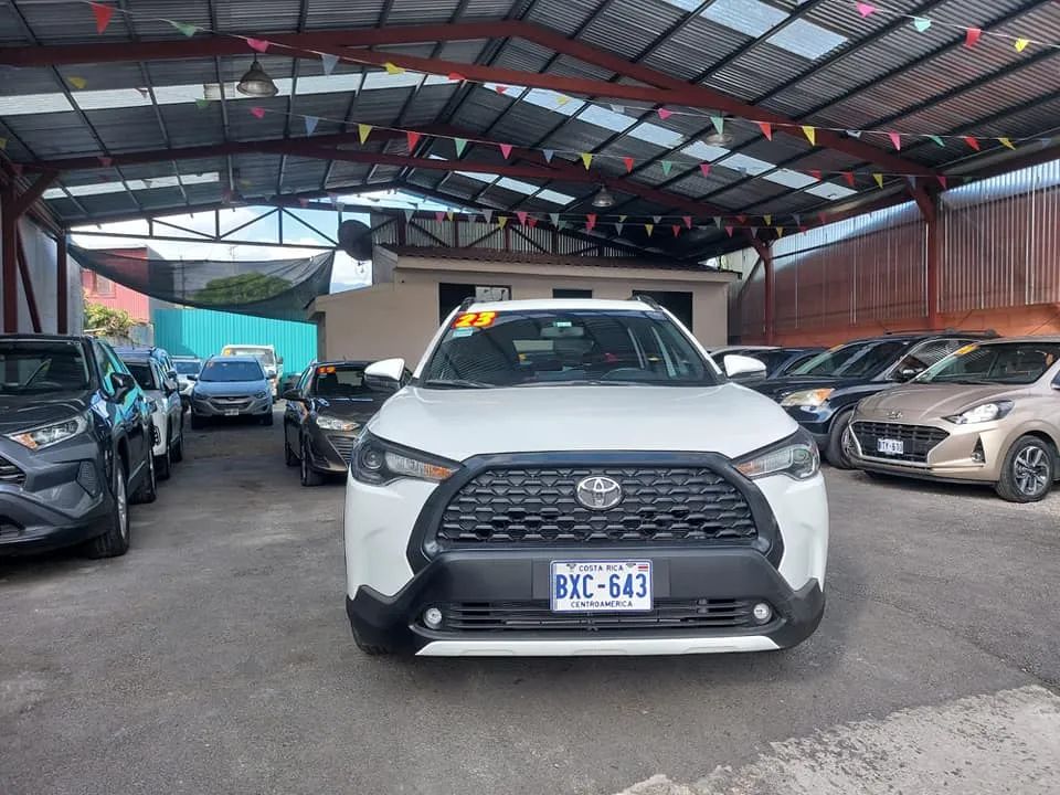 Toyota Corolla Cross - Image 1