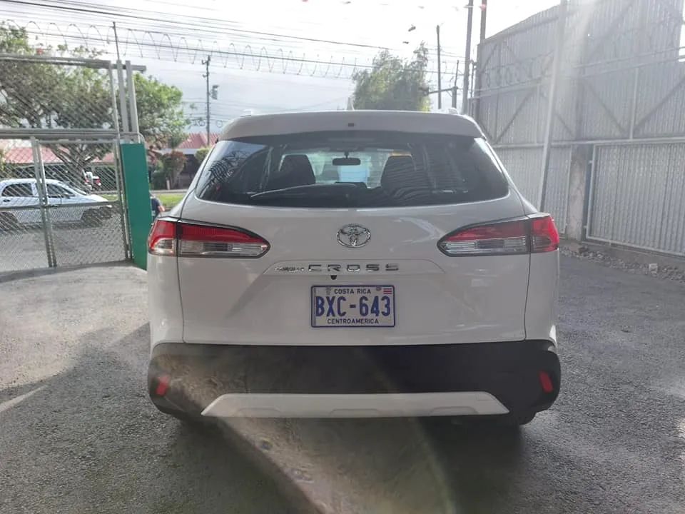 Toyota Corolla Cross - Image 5