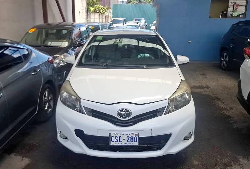 2013 Toyota Yaris SE