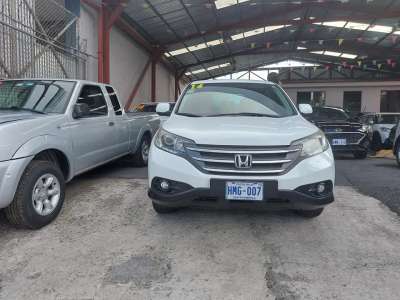 Honda CR-V - Image 1
